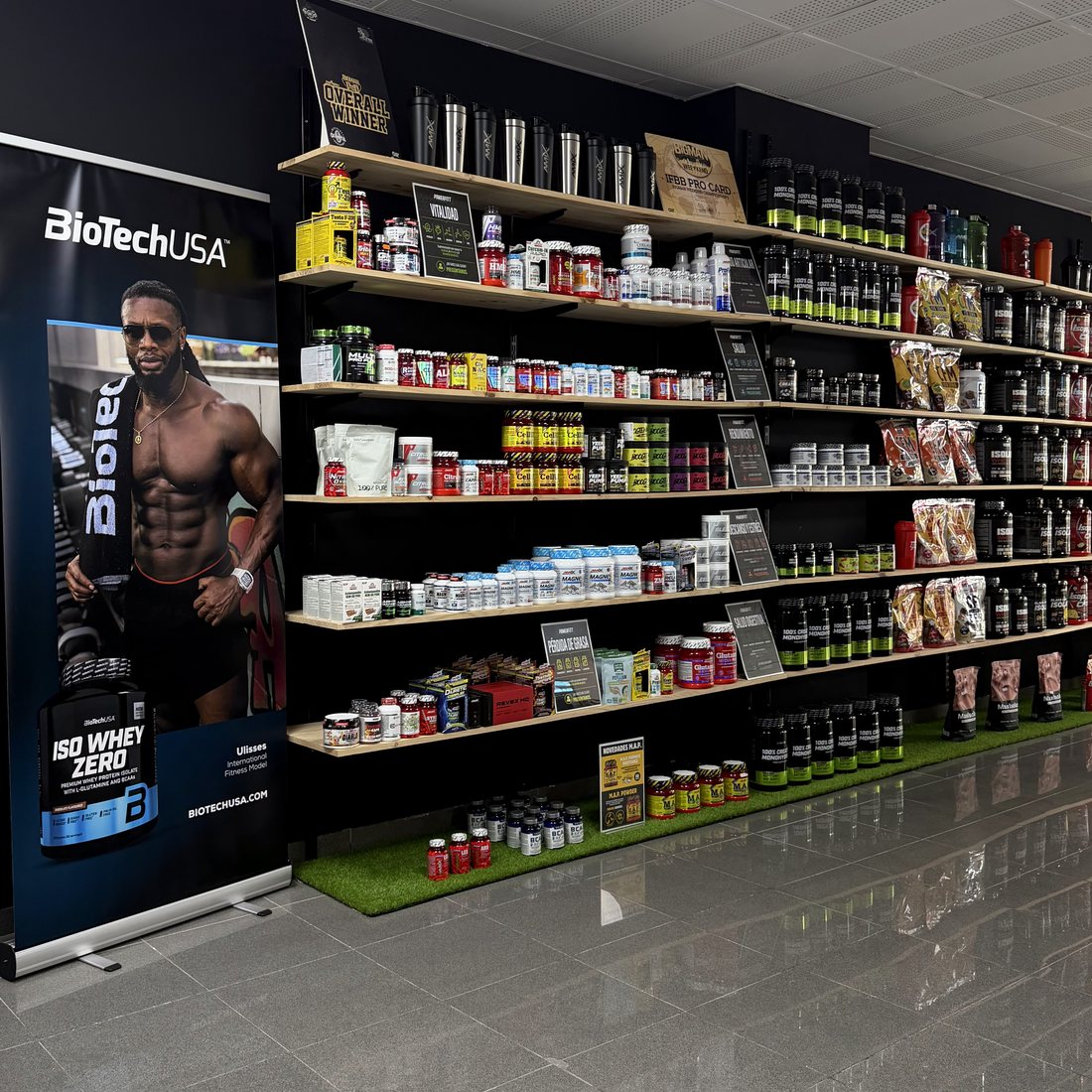 Zona de suplementación en PowerFitt Bilbao