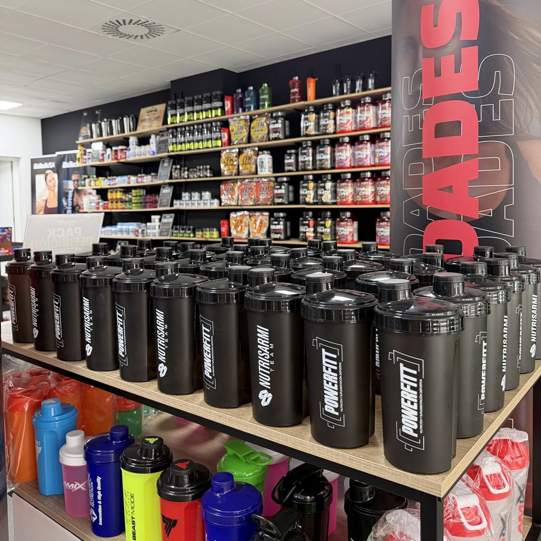Zona de producto y accesorios en PowerFitt Bilbao